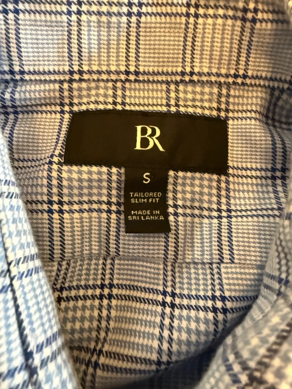 Banana Republic Men’s Tailored Fit Dress Shirt – Size Small – Light Blue Plaid